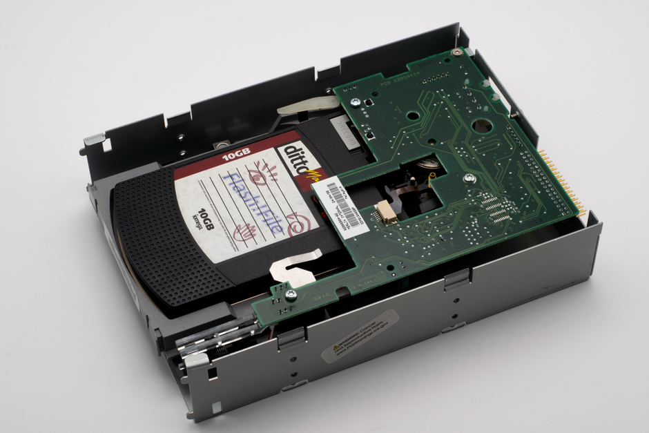 Critical Vulnerability Discovered in AcmeTech’s Encryption Software